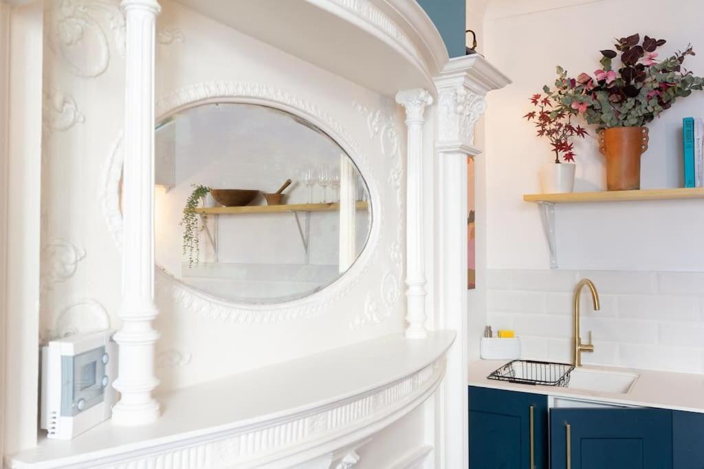 Regency Grade II Listed Townhouse By Centre And Beach Brighton Exterior photo